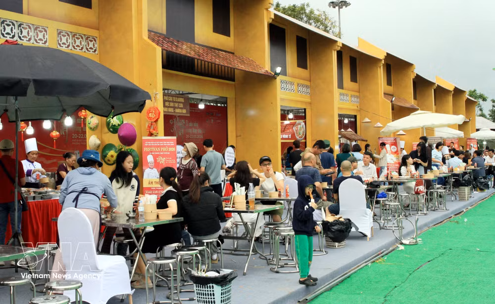 vnanet-vna-potal-khai-mac-festival-pho-2026-8653925.jpg