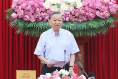 El secretario general del Partido Comunista de Vietnam, To Lam, preside la reunión. (Foto: VNA)