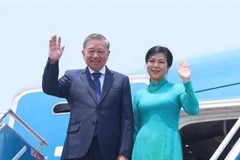 El secretario general del Partido Comunista de Vietnam (PCV), To Lam, y su esposa inician una gira por Rusia, Kazajistán, Azerbaiyán y Bielorrusia. Foto: VNA