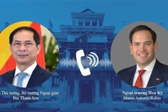 Vicepremier y canciller vietnamita conversa con secretario de Estado de EE.UU.