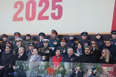 El secretario general del Partido Comunista de Vietnam, To Lam, su esposa Ngo Phuong Ly en la ceremonia. (Foto: VNA)