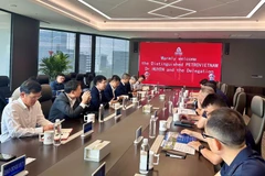 Delegados en la reunión (Foto: petrovietnam.petrotimes.vn)