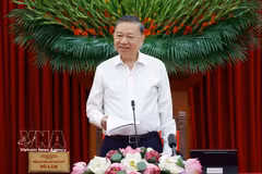 El secretario general del Partido Comunista de Vietnam (PCV) y presidente del país, To Lam, preside la primera reunión del Comité Directivo Central encargado de revisar y actualizar el Estatuto del Partido. (Foto: VNA)