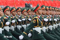 Oficiales del Ejército en el desfile conmemorativo del 80 aniversario de la Revolución de Agosto y el Día Nacional el 2 de septiembre. (Fuente: VNA)