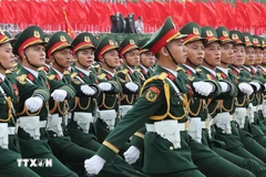 Oficiales del Ejército en el desfile conmemorativo del 80 aniversario de la Revolución de Agosto y el Día Nacional el 2 de septiembre. (Fuente: VNA)