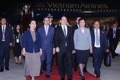 El presidente de Vietnam, Luong Cuong, arriba al aeropuerto internacional en Beijing. (Foto: VNA)