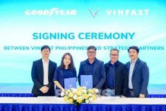 Durante la firma del acuerdo entre VinFast y sus socios filipinos. (Foto: Vingroup)