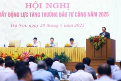 El primer ministro de Vietnam, Pham Minh Chinh, habla en la conferencia. (Foto: VNA)