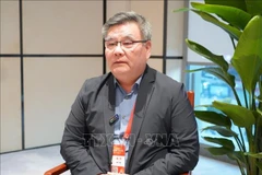 El profesor Cui Hongjian, de la Academia de Gobernanza Regional y Global de la Universidad de Lenguas Extranjeras de Beijing. (Foto: VNA)