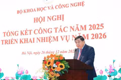 El viceprimer ministro Nguyen Chi Dung habla en el evento. (Foto: VGP)