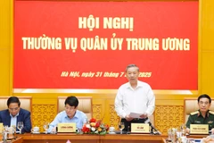 El secretario general del Partido Comunista de Vietnam, To Lam, habbla en la reunión. (Foto: VNA)