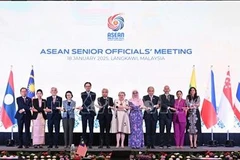 En la reunión de altos funcionarios de la ASEAN en preparación para la AMM (Foto: Bernama)