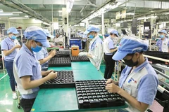 Algunas de las industrias de procesamiento y manufactura de Hanoi registran un índice bastante alto en comparación con 2023, de los cuales la producción de maquinaria y equipo aumentó un 27,4%. Foto: hanoi.gov.vn