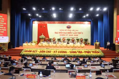 Ceremonia de clausura de la primera Asamblea del Comité partidista en Lao Cai. (Foto: baolaocai.vn)