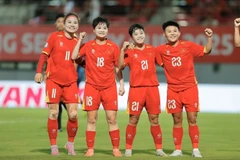 La alegría de las jugadoras vietnamitas cuando Duong Thi Van marcó el primer gol. Foto: Minh Quyet - VNA