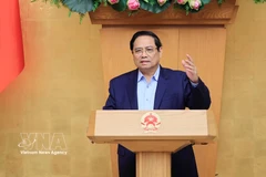 El primer ministro de Vietnam, Pham Minh Chinh, habla en la reunión. (Foto: VNA)