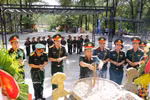 Vietnam intensifica actividades de gratitud a personas con méritos revolucionarios (Foto: VNA)