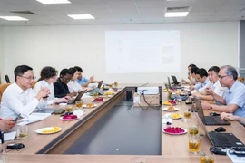 En la sesión de trabajo (Fuente: VNA)