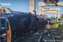 En el escenario del accidente (Fuente: Bomberos y Rescate de Tailandia)