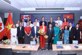 Los delegados del acto (Foto: VNA)