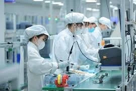 Industria de semiconductores de Vietnam acelera en la carrera global