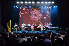 Espectáculos vietnamitas en el evento (Fuente: VNA)