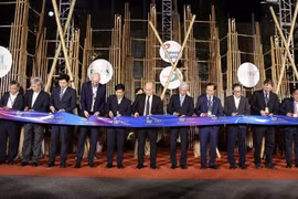 En la ceremonia de inauguración de la Exposición de la industria de la madera y artesanía HawaExpo 2025. (Fuente: VNA)