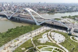 Puente Rao en Hai Phong que conecta la zona central con otras partes de la ciudad. (Foto: VNA)