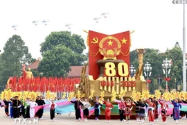 Diplomáticos y expertos internacionales se unen a la celebración del 80.º Día Nacional de Vietnam