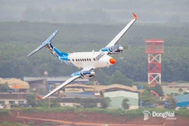 El avión King Air B350 realiza la calibración aérea en el aeropuerto internacional de Long Thanh (Fuente: baodongnai.com.vn) 
