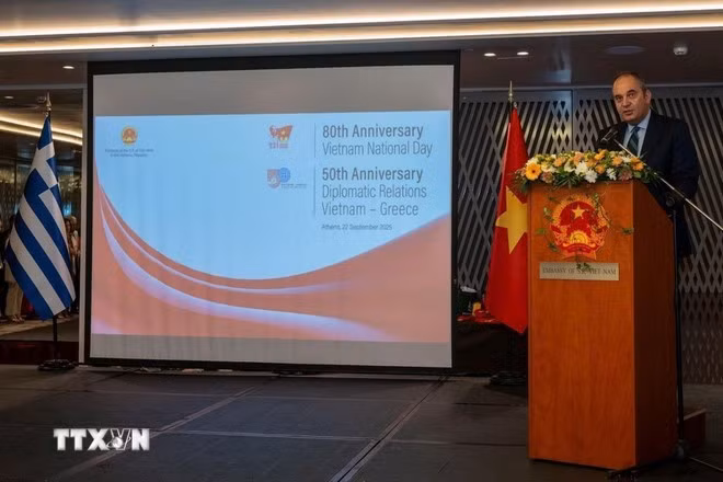 viet-nam-hy-lap-1.jpg