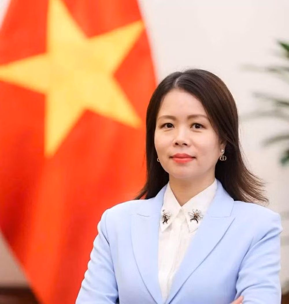 thu-truong-bng-nguyen-minh-hang-photo-bng.jpg