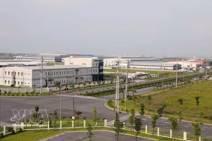 La provincia de Hung Yen se centra en el desarrollo de parques ecoindustriales y parques industriales inteligentes que cumplen con los estándares de cero emisiones netas. Foto: VNA