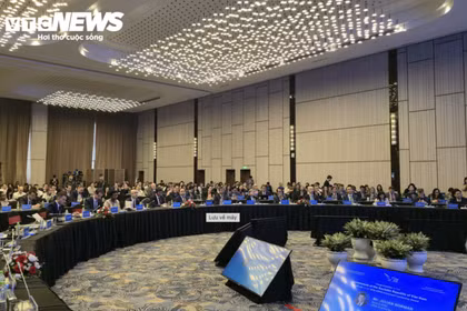 Vietnam apuesta por transformación nacional integral basada en IA