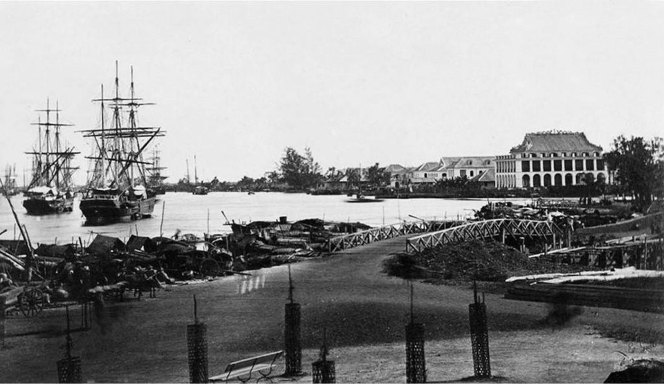 Desde el muelle de Nha Rong en el río Saigón, el 5 de junio de 1911, el joven patriota Nguyen Tat Thanh partió del país en el barco Admiral Latouche-Tréville para cumplir su aspiración de liberar al país del yugo de los colonialistas e imperialistas (Fuente: Archivo de VNA)