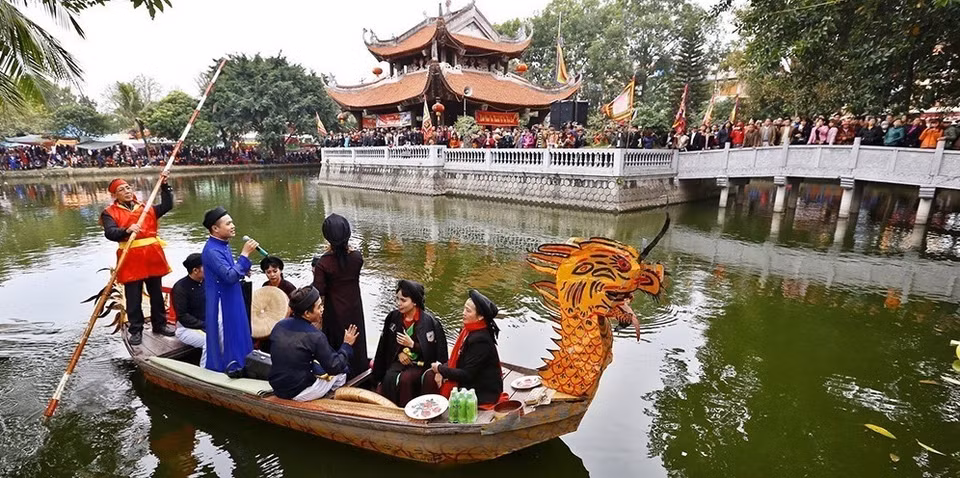  Quan ho (canto dúo de amor) de Bac Ninh fue reconocido por la UNESCO como Patrimonio cultural inmaterial de la humanidad.