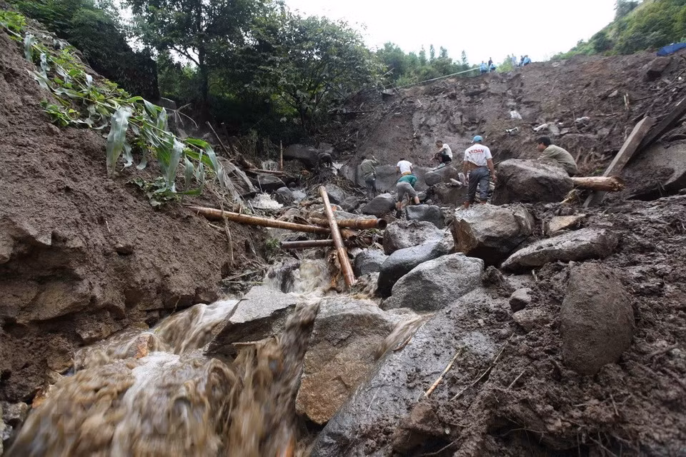 Los deslizamientos de tierra causaron grandes consecuencias en Phong Tho (Fuente: VNA)