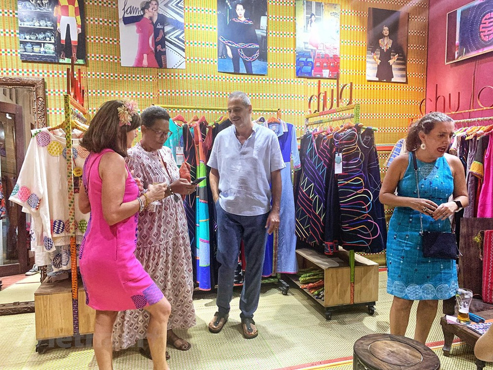 Invitados asisten a Día Mundial de la Tapa (Foto: Vietnam +)