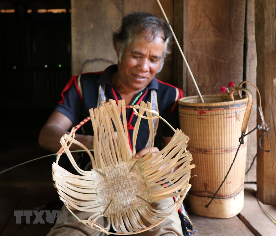 La cesta está a punto de formarse. (Foto: VNA)