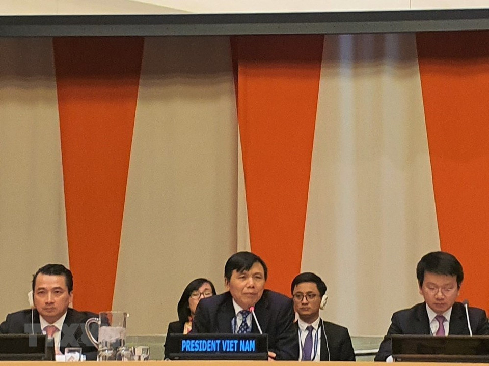 El embajador Dang Dinh Quy, jefe de la delegación vietnamita ante la ONU, intervino en la ceremonia de juramento en Nueva York (Foto: VNA)