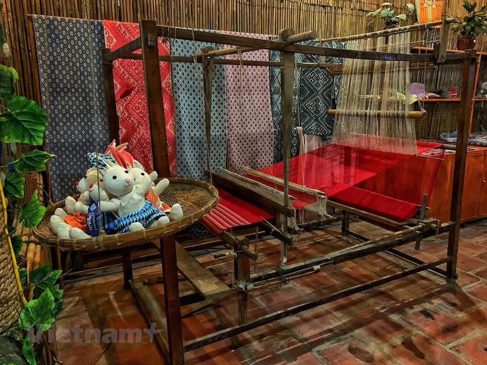 Productos de brocados (Foto: Vietnam+)