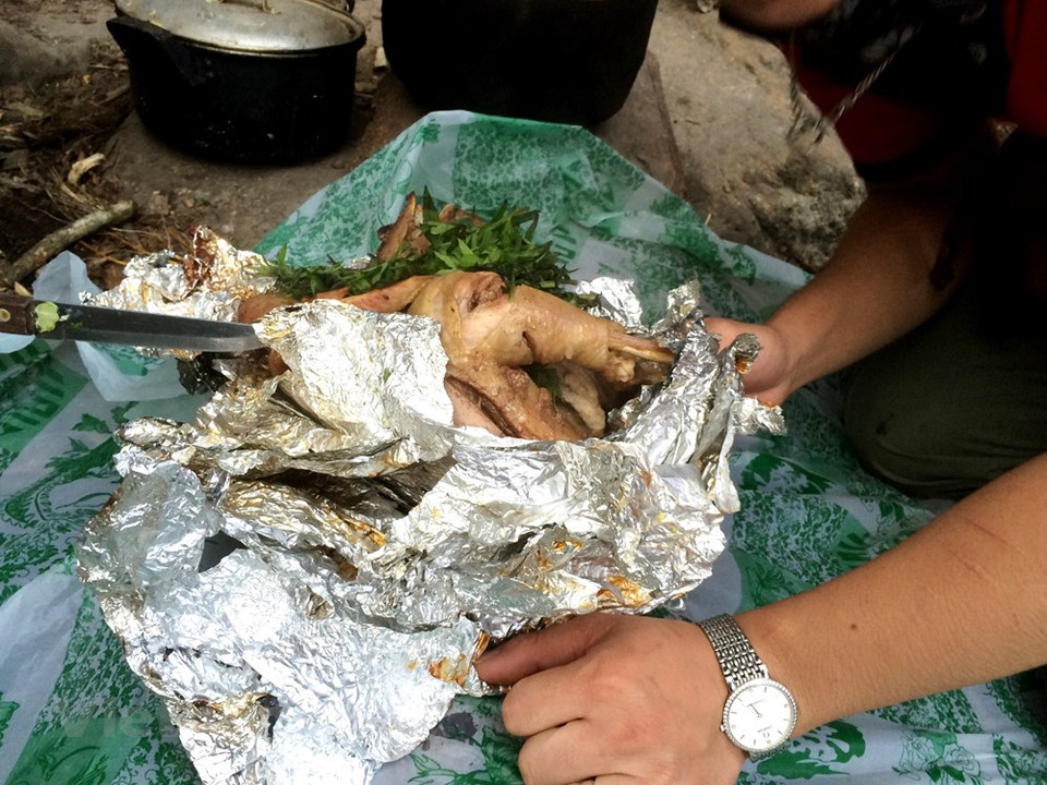El pollo también es un plato común en el menú de los alpinistas... (Foto: Vietnam +)