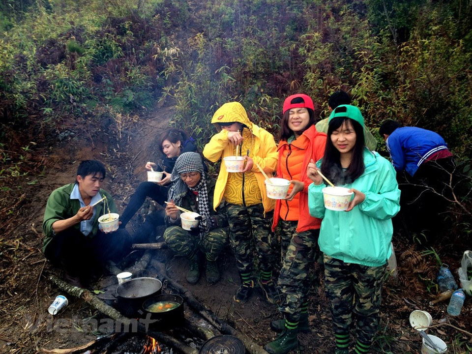 El siguiente desayuno generalmente comienza muy temprano, alrededor de las cinco de la mañana para que todo el grupo tenga tiempo de escalar la montaña. (Foto: Vietnam +)