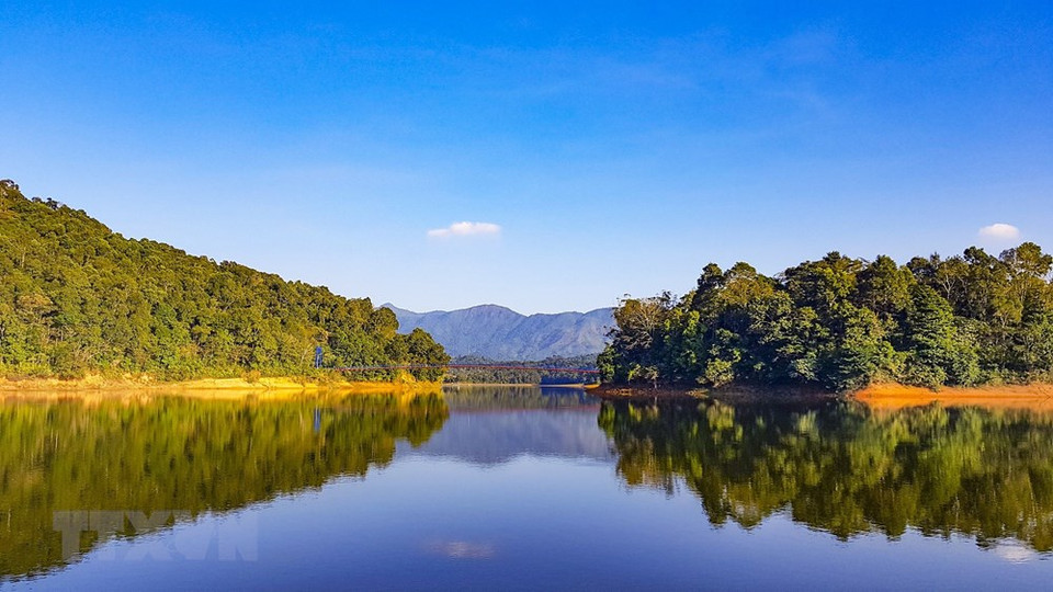 Lago Pa Khoang en Dien Bien (Foto: VNA)