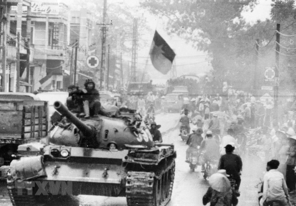 Los tanques de la Brigada 203, División 304, segundo Cuerpo del Ejército, ingresaron a la liberación de Da Nang el 29 de marzo de 1975. (Foto: VNA)