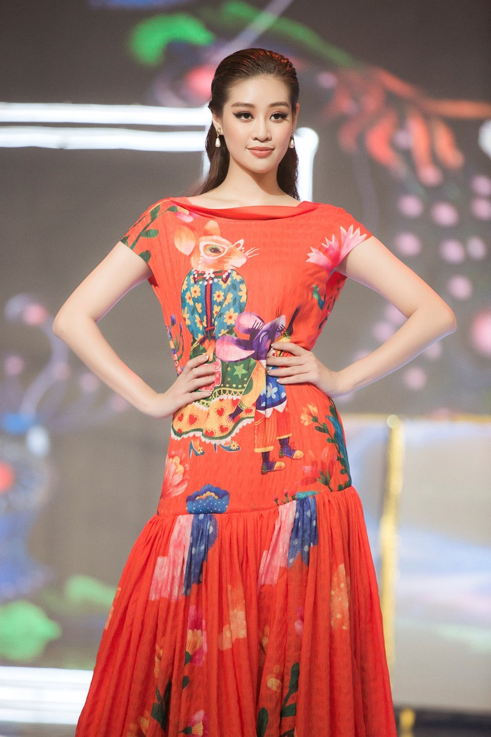 Nguyen Tran Khanh Van ganó el título más alto del Miss Universo Vietnam 2019 (Fuente: VNA)