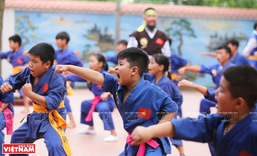 Thien Mon Dao ofrece clases a alumnos de todas las edades (Foto: VNA)