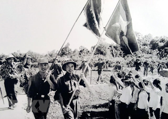 Jóvenes del Norte avanzan hacia las batallas en Sur para la lucha por la reunificación nacional. (Foto: VNA)