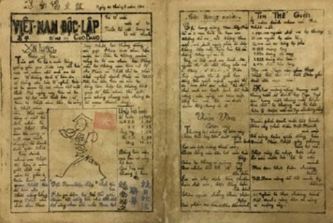 El 21 de junio de 1925, el periódico Thanh Nien (Juventud) emitió su primer número. Ho Chi Minh era su editor en jefe y redactor. Con 88 números, el rotativo contribuyó significativamente a la propagación del marxismo - leninismo en la Revolución vietnamita, la preparación de ideas y la organización para la fundación del Partido Comunista de Vietnam en 1930. En la foto: Una de las primeras tiradas del periódico Thanh Nien (Foto: Archivo/VNA)
