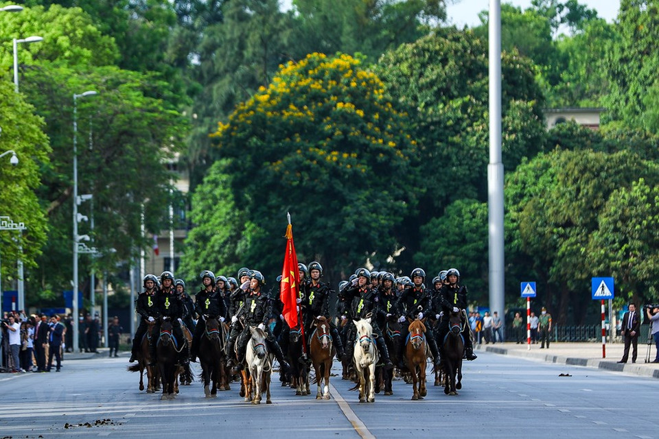 La unidad de caballería se crea para fortalecer la capacidad de combate de las fuerzas policiales móviles. (Foto: Vietnam +)